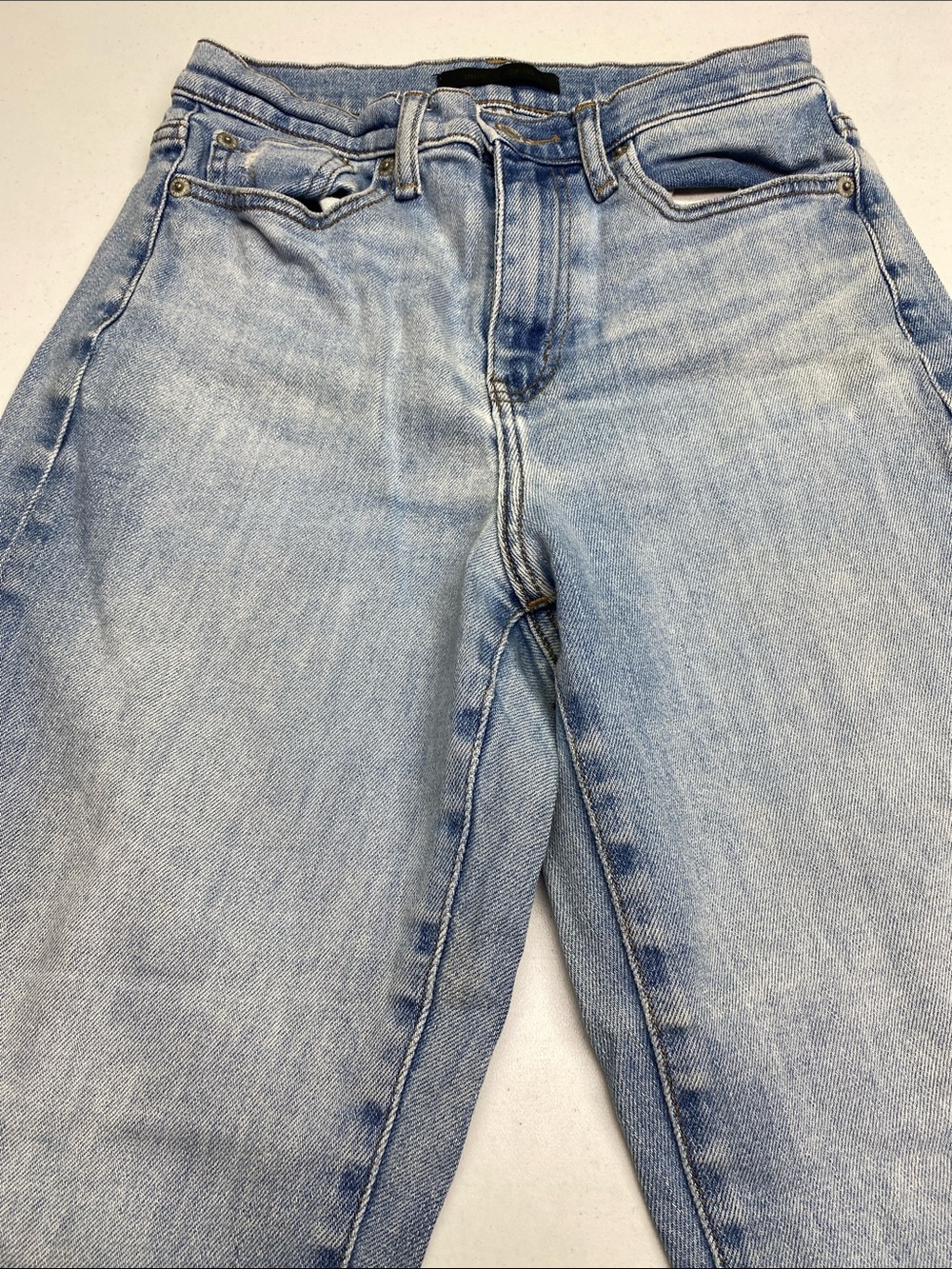 Uniqlo Women's Skinny Jeans in Light Blue Denim